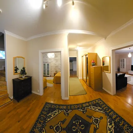 Room's House 5 * 라우마