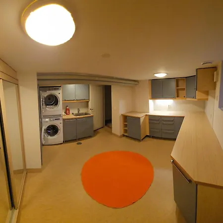 Apartman Room's House 5 *